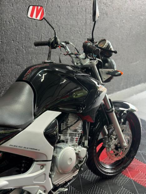 YAMAHA YS Fazer 250 LIMITED EDITION, Foto 4