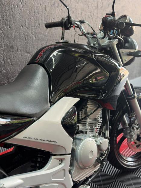 YAMAHA YS Fazer 250 LIMITED EDITION, Foto 5