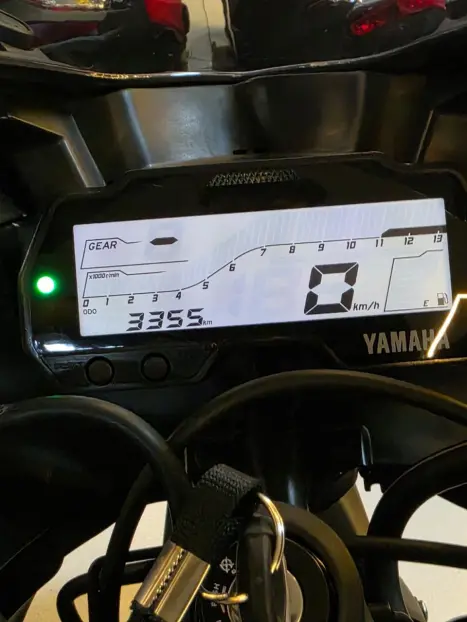 YAMAHA YZF R15 150 ABS, Foto 7