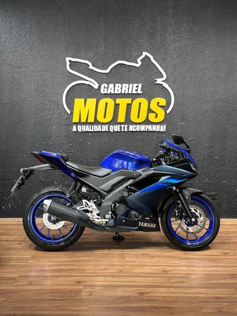 YAMAHA YZF R15 150 ABS, Foto 1