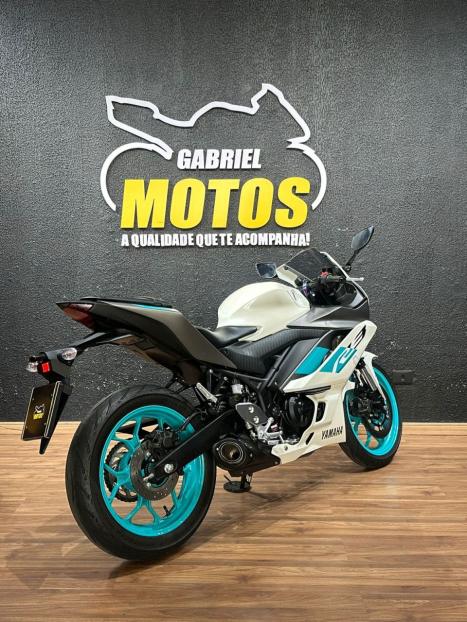 YAMAHA YZF R3 300 ABS, Foto 6 YAMAHA YZF R3 300 ABS, Foto 6