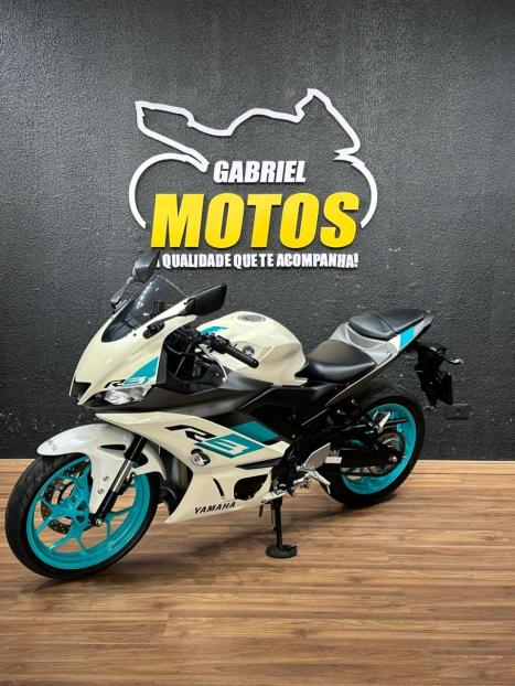 YAMAHA YZF R3 300 ABS, Foto 4