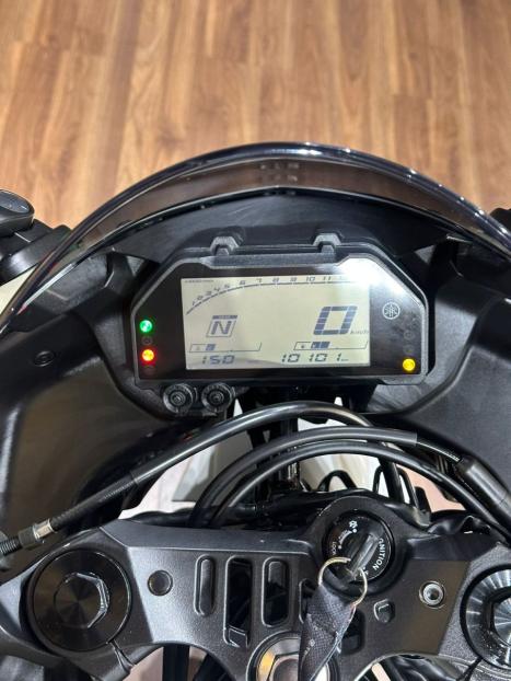 YAMAHA YZF R3 300 ABS, Foto 7