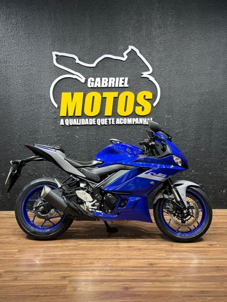 YAMAHA YZF R3 300 ABS, Foto 1