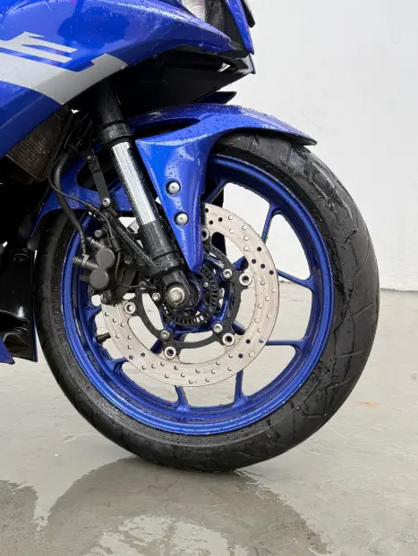 YAMAHA YZF R3 320 ABS, Foto 8