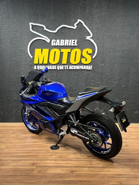 YAMAHA YZF R3 320 ABS, Foto 6
