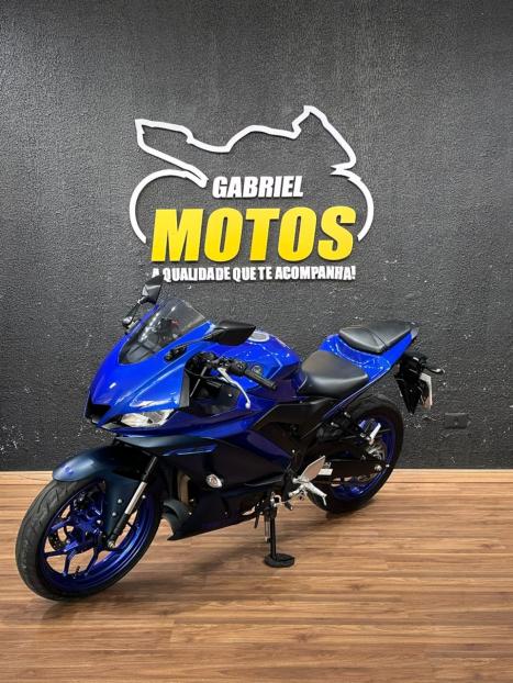 YAMAHA YZF R3 320 ABS, Foto 4