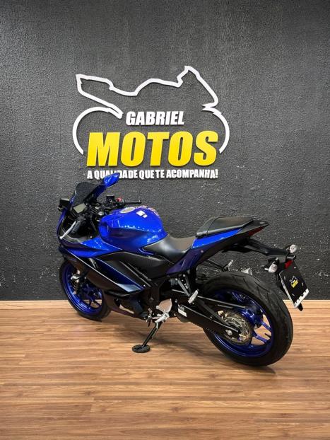 YAMAHA YZF R3 320 ABS, Foto 6