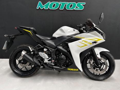 YAMAHA YZF R3 320 ABS, Foto 3