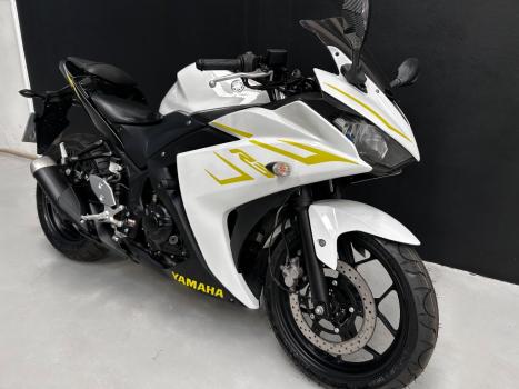 YAMAHA YZF R3 320 ABS, Foto 5