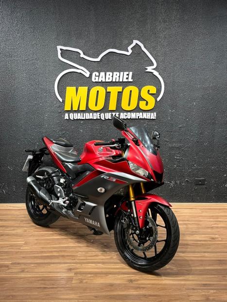YAMAHA YZF R3 320 ABS, Foto 3