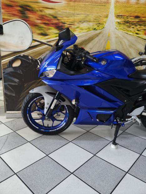 YAMAHA YZF R3 320 ABS, Foto 8