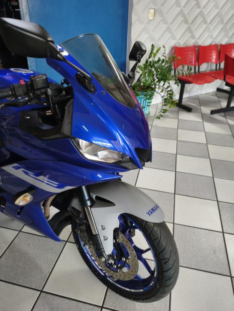 YAMAHA YZF R3 320 ABS, Foto 10