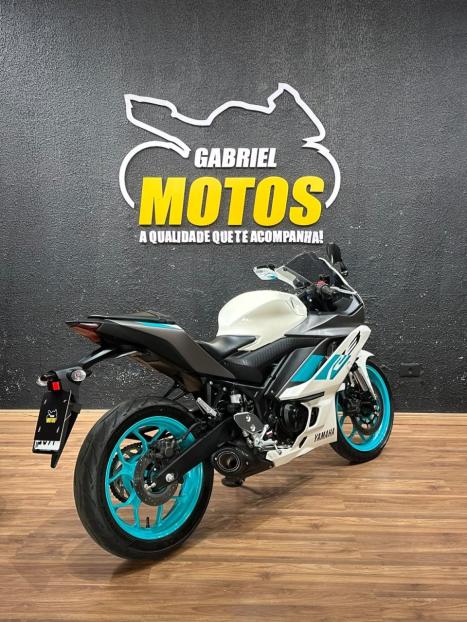 YAMAHA YZF R3 320 ABS, Foto 5