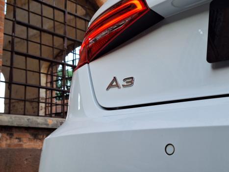 AUDI A3 1.4 16V 4P TFSI SPORTBACK S-TRONIC AUTOMTICO, Foto 8