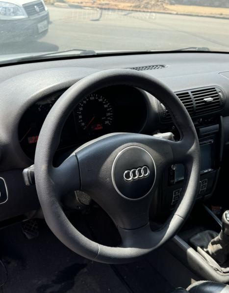 AUDI A3 1.8 4P, Foto 7