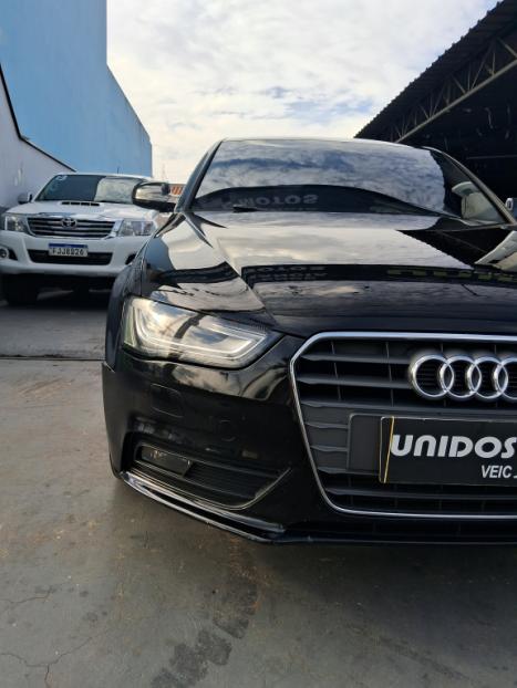 AUDI A4 1.8 4P TFSI ATTRACTION MULTITRONIC AUTOMTICO, Foto 5