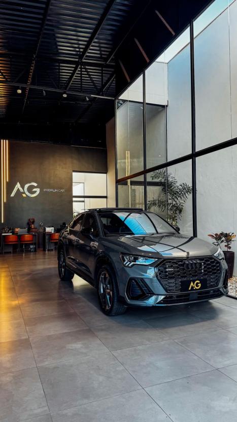 AUDI Q3 2.0 4P 40 TFSI SPORTBACK PERMORMANCE BLACK PLUS QUATTRO TIPTRONIC AUTOMTICO, Foto 5