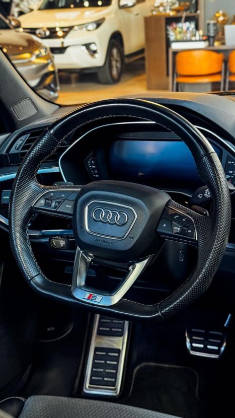 AUDI Q3 2.0 4P 40 TFSI SPORTBACK PERMORMANCE BLACK PLUS QUATTRO TIPTRONIC AUTOMTICO, Foto 9