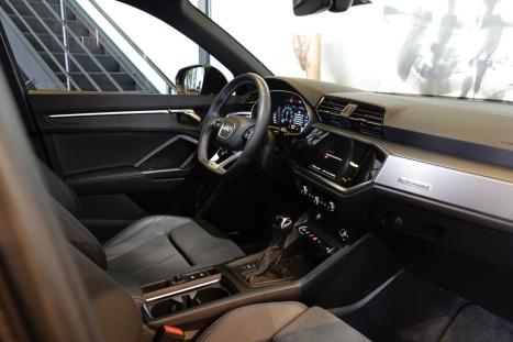 AUDI Q3 2.0 4P 40 TFSI PERFORMANCE BLACK QUATTRO TIPTRONIC AUTOMTICO, Foto 8