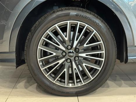AUDI Q3 2.0 4P 40 TFSI PERFORMANCE BLACK QUATTRO TIPTRONIC AUTOMTICO, Foto 8