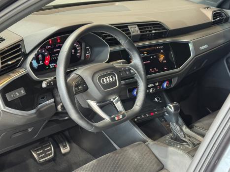 AUDI Q3 2.0 4P 40 TFSI PERFORMANCE BLACK QUATTRO TIPTRONIC AUTOMTICO, Foto 10