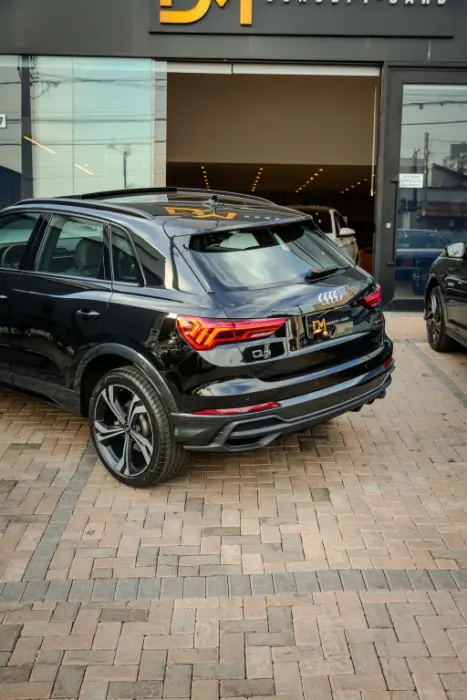 AUDI Q3 2.0 4P 40 TFSI PERFORMANCE BLACK QUATTRO TIPTRONIC AUTOMTICO, Foto 8