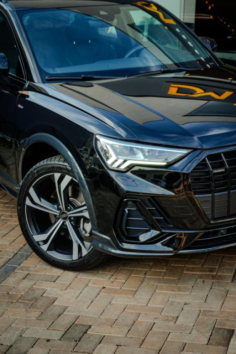 AUDI Q3 2.0 4P 40 TFSI PERFORMANCE BLACK QUATTRO TIPTRONIC AUTOMTICO, Foto 5