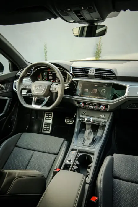 AUDI Q3 2.0 4P 40 TFSI PERFORMANCE BLACK QUATTRO TIPTRONIC AUTOMTICO, Foto 12
