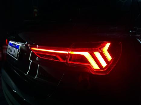 AUDI Q3 2.0 4P TFSI ATTRACTION QUATTRO S-TRONIC AUTOMTICO, Foto 9