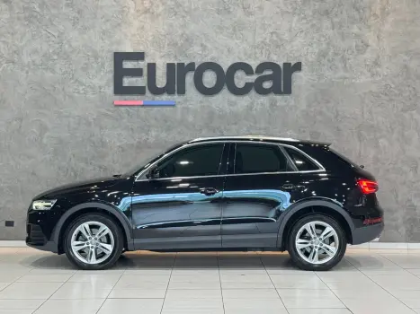 AUDI Q3 2.0 4P TFSI AMBIENTE QUATTRO S-TRONIC AUTOMTICO, Foto 3