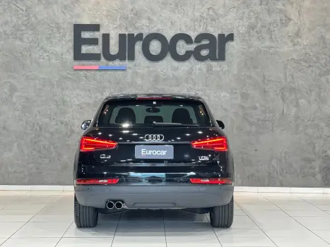 AUDI Q3 2.0 4P TFSI AMBIENTE QUATTRO S-TRONIC AUTOMTICO, Foto 5