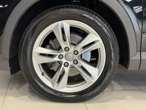 AUDI Q3 2.0 4P TFSI AMBIENTE QUATTRO S-TRONIC AUTOMTICO, Foto 8