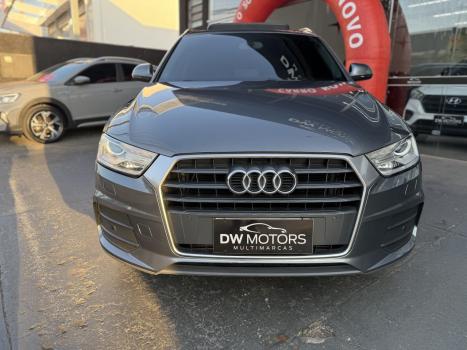 AUDI Q3 2.0 4P TFSI AMBIENTE QUATTRO S-TRONIC AUTOMTICO, Foto 2
