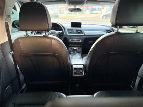 AUDI Q3 2.0 4P TFSI AMBIENTE QUATTRO S-TRONIC AUTOMTICO, Foto 10
