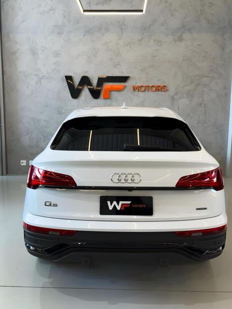 AUDI Q5 2.0 16V 4P TFSI SPORTBACK S-LINE BLACK S-TRONIC QUATTRO AUTOMTICO, Foto 3
