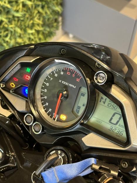 BAJAJ Dominar 160 , Foto 6