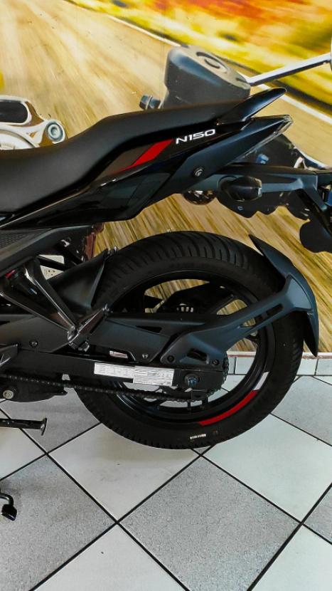 BAJAJ Pulsar 150 Classic , Foto 2