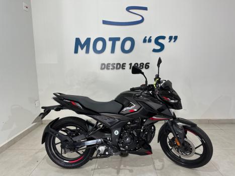 BAJAJ Pulsar 150 Classic , Foto 1