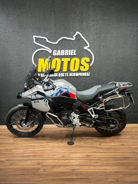 BMW F 900 GS PLUS, Foto 2