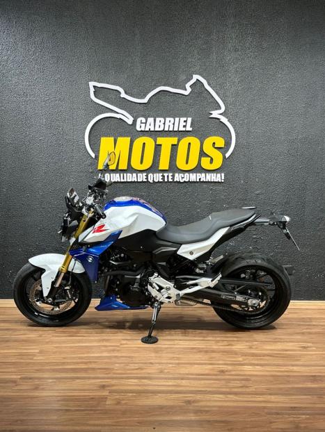 BMW F 900 R SPORT PLUS, Foto 2