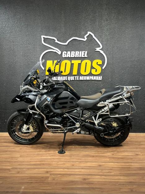 BMW R 1200 GS ADVENTURE TRIPLE BLACK, Foto 2