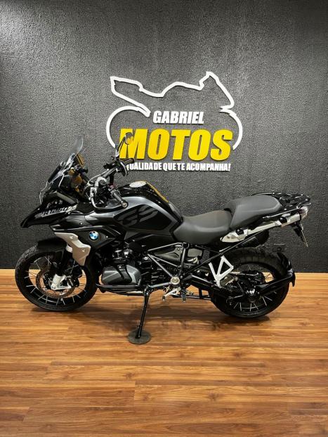 BMW R 1250 GS TRIPLE BLACK, Foto 2