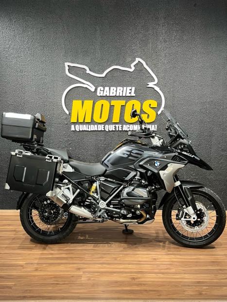 BMW R 1250 GS TRIPLE BLACK, Foto 1