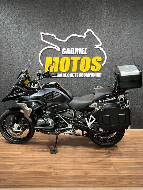 BMW R 1250 GS TRIPLE BLACK, Foto 2