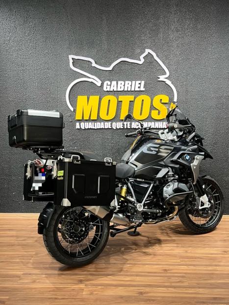 BMW R 1250 GS TRIPLE BLACK, Foto 6