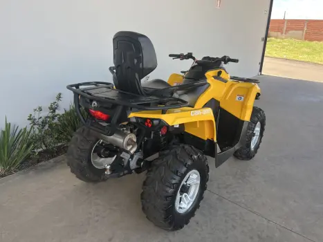 BRP CAN-AM Outlander 570, Foto 6