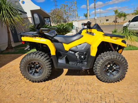 BRP CAN-AM Outlander 570, Foto 4