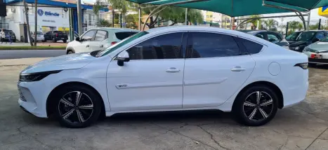 BYD King 1.5 16V 4P GL DM-I PHEV AUTOMTICO, Foto 3