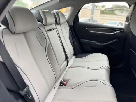 BYD King 1.5 16V 4P GS DM-I PHEV AUTOMTICO, Foto 9